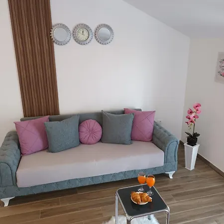 Apartamento Tolj *