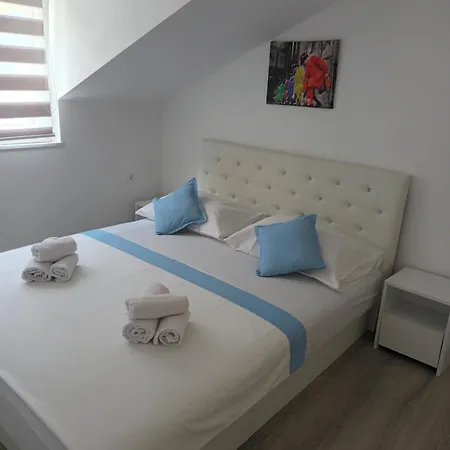Apartamento Tolj *