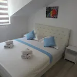 Apartment Tolj *